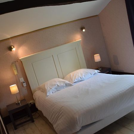 Hotel Logis Domaine du Prieuré à Tonnay-Boutonne Extérieur photo